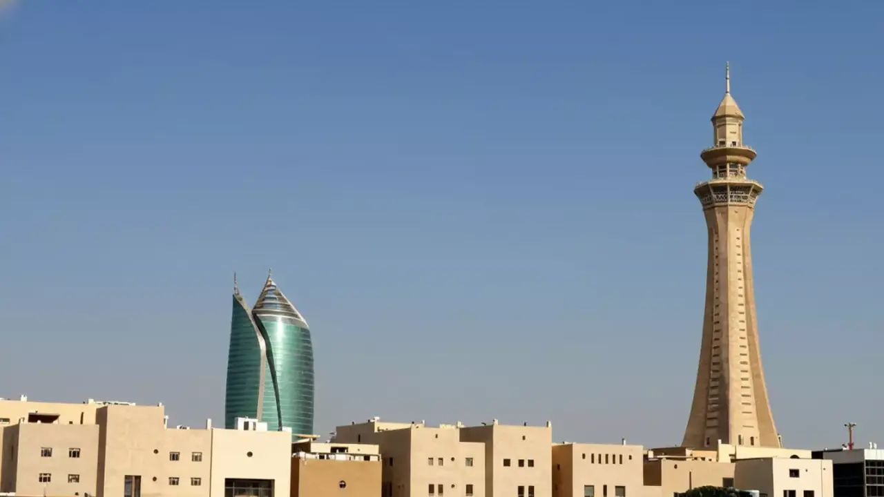 تحذير رسمي في الرياض.. موجة حر ترفع درجات الحرارة إلى 35 درجة مئوية